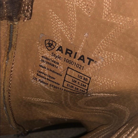 Brown Ariat Cowboy boots - Picture 4 of 5